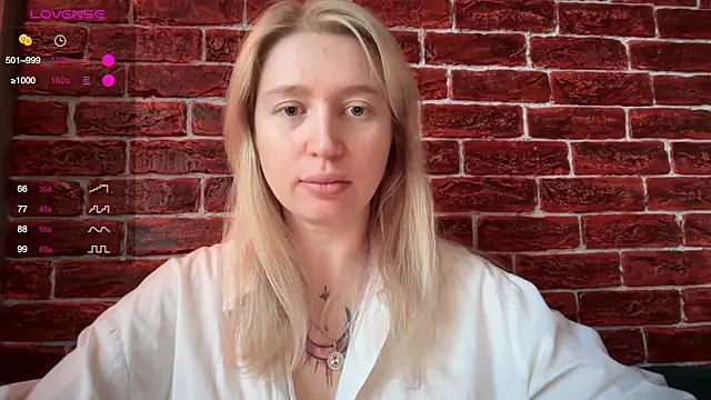 CitrusBlissss online show from November 15, 2025, 2:31 am