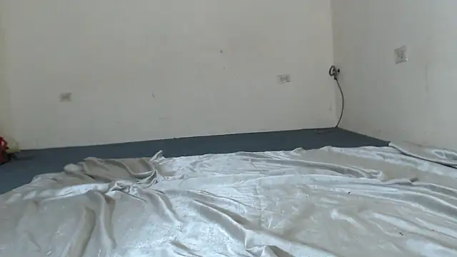 BlondZilla online show from November 12, 2025, 3:51 am