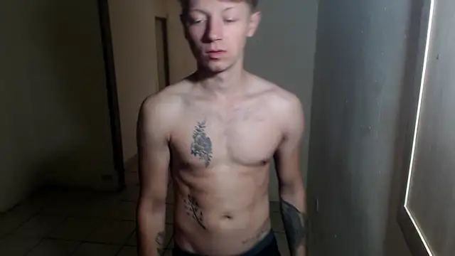 BlondZilla online show from April 4, 2026, 5:43 pm