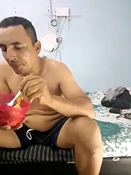 Snapshot of miroqui143 chatting on October 31, 2025, 11:28 pm miroqui143 online show from October 31, 2025, 11:28 pm