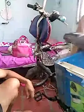 Snapshot of miroqui143 chatting on November 22, 2025, 2:38 pm miroqui143 online show from November 22, 2025, 2:38 pm