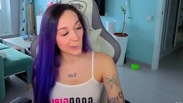 Im suka online show from March 12, 2026, 3:01 am