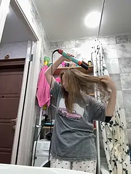 Snapshot of MikotoMisaka chatting on October 1, 2025, 5:41 pm MikotoMisaka online show from October 1, 2025, 5:41 pm