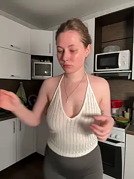 Snapshot of MikotoMisaka chatting on November 19, 2025, 1:33 pm MikotoMisaka online show from November 19, 2025, 1:33 pm