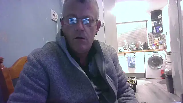 hefin18 online show from February 26, 2025, 7:27 pm