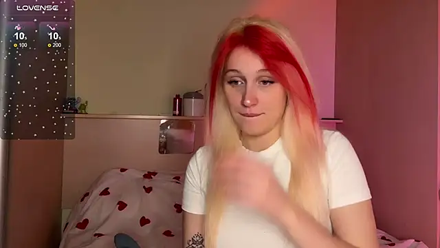  Annabel Myr  online show from November 8, 2025, 11:10 am