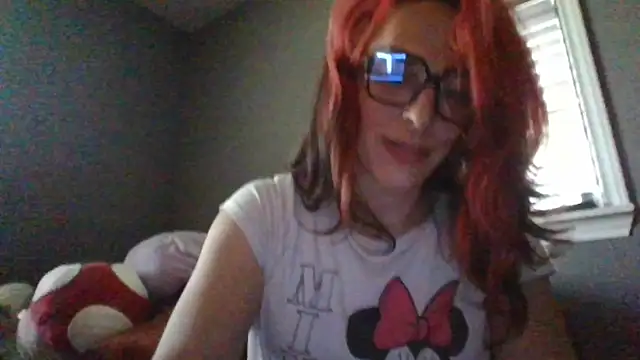 mayra mayhem online show from April 15, 2026, 7:58 pm