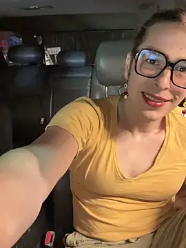 mayra mayhem online show from June 4, 2026, 4:13 pm