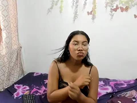 Liana hot12 online show from June 19, 2026, 2:21 pm