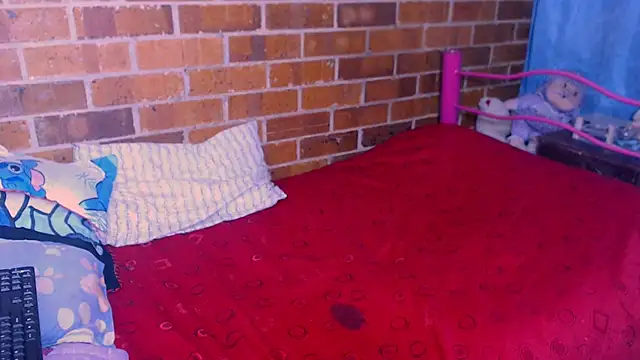 danaiisabella online show from October 26, 2025, 2:50 am