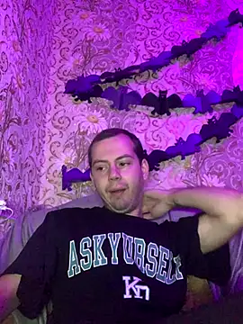 Snapshot of sal0mka chatting on October 25, 2025, 9:09 pm sal0mka online show from October 25, 2025, 9:09 pm