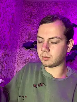 Snapshot of sal0mka chatting on October 28, 2025, 11:40 pm sal0mka online show from October 28, 2025, 11:40 pm