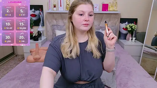 AmeliaDiamond online show from October 11, 2025, 12:21 am