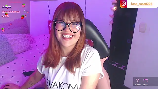 Snapshot of Dollie_love chatting on September 12, 2025, 6:35 am Dollie love online show from September 12, 2025, 6:35 am