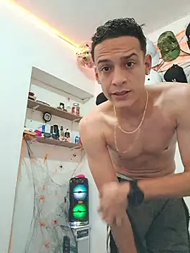 Ethanho0t online show from October 27, 2025, 12:53 pm