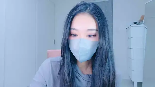 ramuchan desu online show from December 2, 2025, 2:17 am