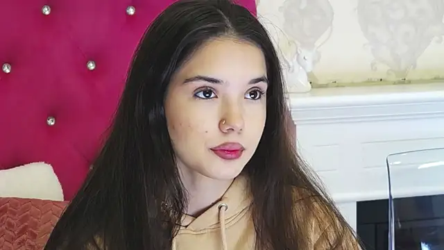 AlexisDevine online show from May 16, 2026, 4:31 am