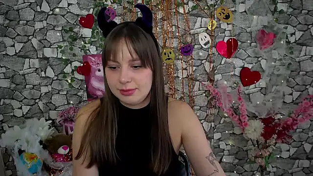 Amanda Bright  online show from October 30, 2025, 9:00 am