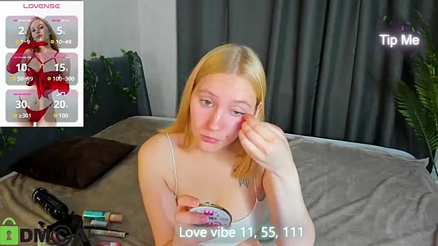 Anna Chelsea online show from October 24, 2025, 1:03 am