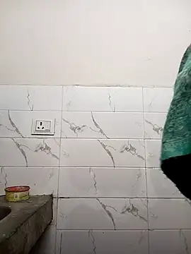 Trisha 71 online show from November 7, 2025, 3:23 pm