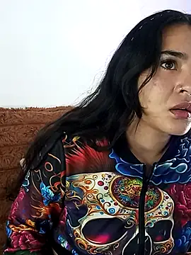 meli  brown online show from November 9, 2025, 3:49 am