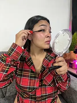 meli  brown online show from December 4, 2025, 6:12 am