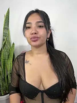 meli  brown online show from May 4, 2026, 7:54 pm