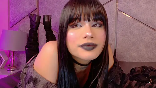 NATASHAA WINZ online show from June 18, 2026, 9:47 am