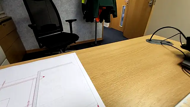 Snapshot of Oorse1966 chatting on October 29, 2025, 12:51 pm Oorse1966 online show from October 29, 2025, 12:51 pm