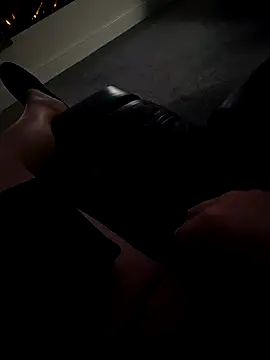 Snapshot of Oorse1966 chatting on February 14, 2026, 9:44 pm Oorse1966 online show from February 14, 2026, 9:44 pm