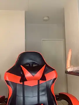 jayjayja19 online show from December 5, 2025, 2:42 am