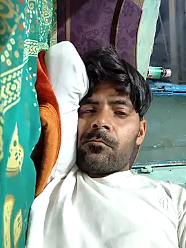 OmeningFurorji online show from April 18, 2026, 8:09 pm