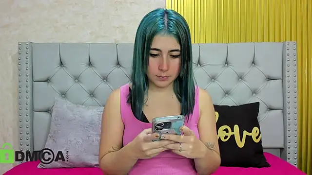 Skarlet 04 online show from November 15, 2025, 5:42 pm