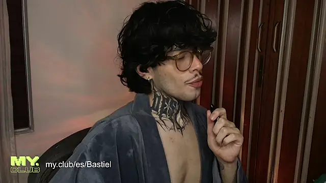 Mihail leroy online show from March 25, 2026, 11:22 pm