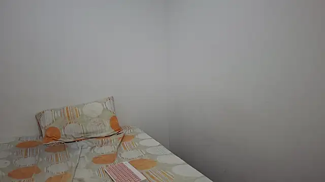 kayleesims  online show from November 28, 2025, 10:56 pm