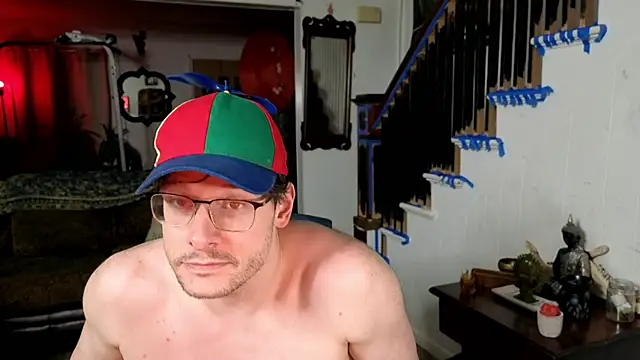 Snapshot of MasterDaddyCool chatting on June 8, 2026, 1:20 am MasterDaddyCool online show from June 8, 2026, 1:20 am