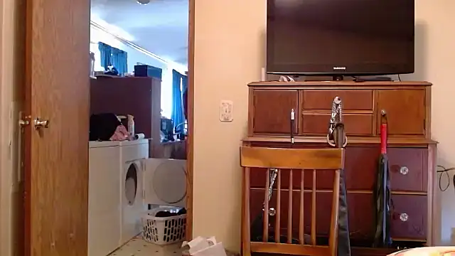 spicyphoenix online show from September 18, 2025, 7:27 pm