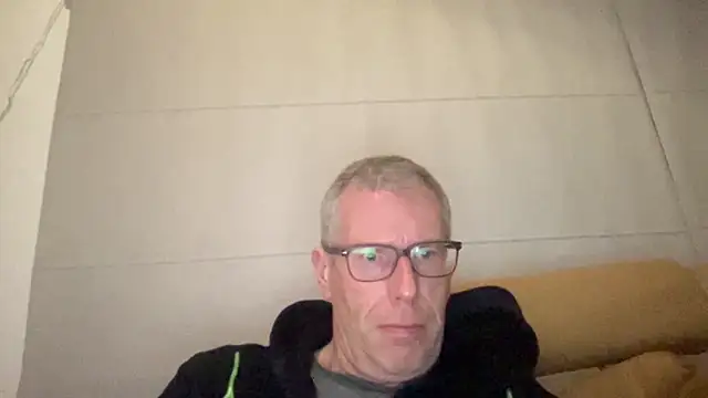 choupipat1 online show from March 22, 2026, 8:12 pm