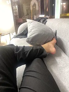 Snapshot of sesa12 chatting on November 4, 2025, 9:25 pm sesa12 online show from November 4, 2025, 9:25 pm