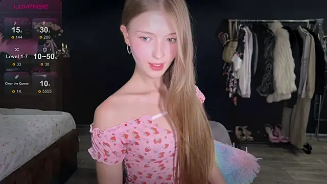 Snapshot of holylisssa chatting on October 9, 2025, 5:44 pm holylisssa online show from October 9, 2025, 5:44 pm