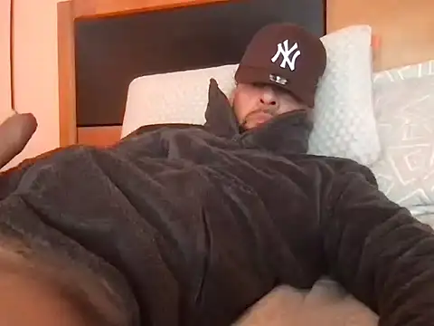 chilenito hot  online show from July 22, 2026, 6:32 pm