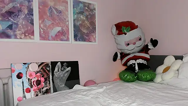 Lisbeth  Salander online show from December 23, 2025, 2:31 am