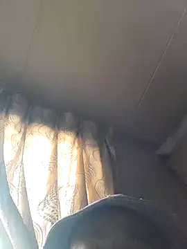 Snapshot of prefermaturedmommy chatting on January 18, 2026, 10:30 am prefermaturedmommy online show from January 18, 2026, 10:30 am