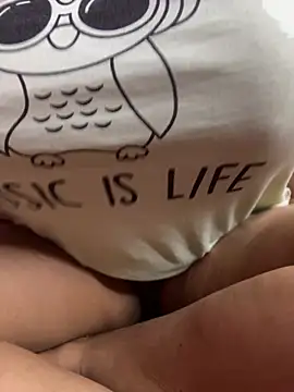 Priyajaanbaby online show from December 3, 2025, 5:44 pm