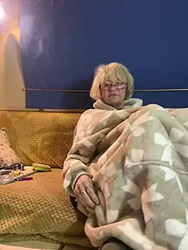 ladyboatlady online show from January 14, 2026, 6:19 am