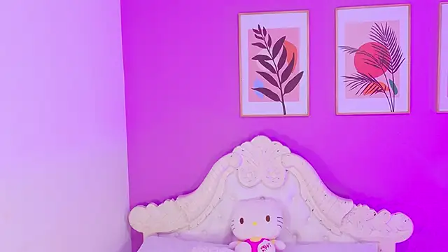 SamantaKane online show from April 10, 2026, 4:06 am