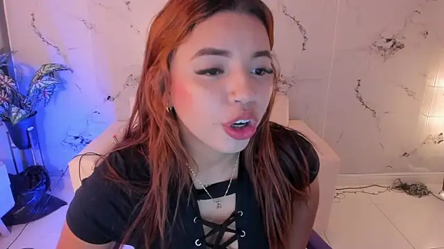 scarlett enjoy1 online show from September 28, 2025, 1:49 pm