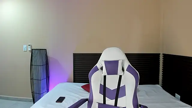 scarlett enjoy1 online show from January 8, 2026, 1:35 pm