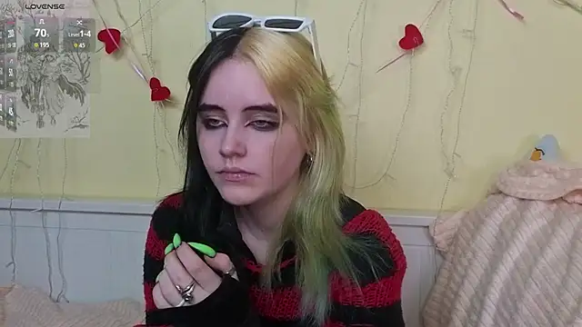 PortiaHedge online show from October 24, 2025, 6:15 pm