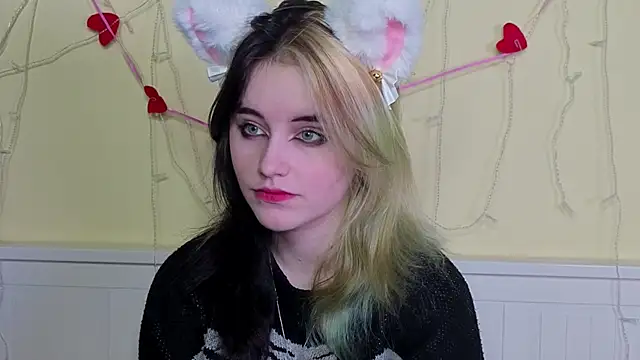 PortiaHedge online show from November 11, 2025, 6:08 pm